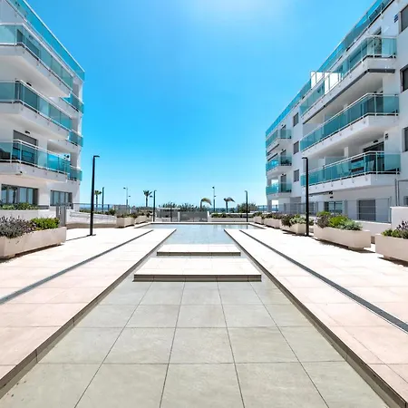 New Front With Large Balcony Apartamento Torrox